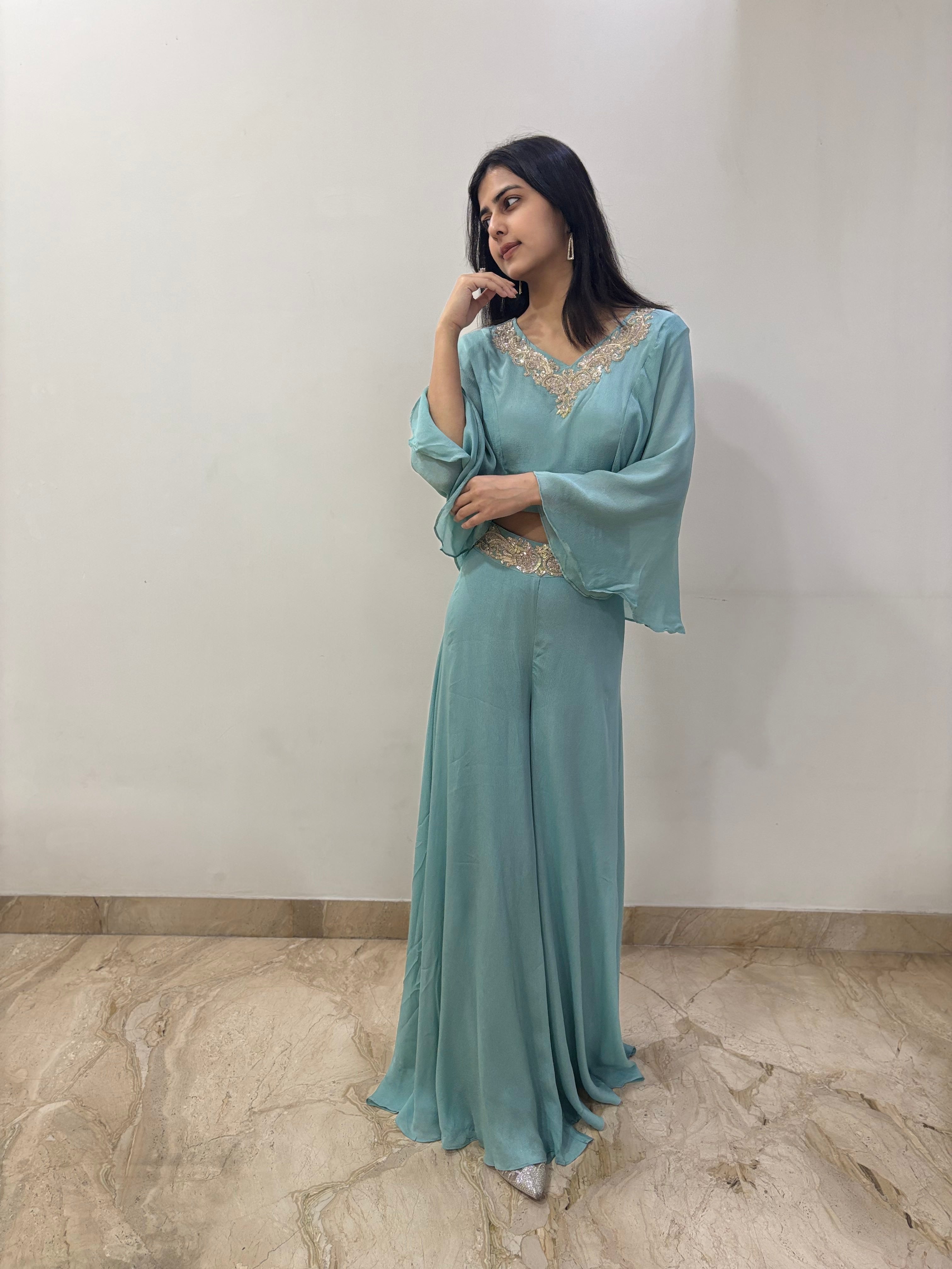 Jasmine Sharara set